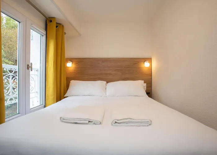 Les Arènes - 2 chambres - Climatisé avec Balcon